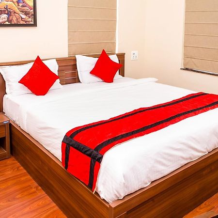 Hotel Oyo 7187 Earth Aromaa Kalkuta Zewnętrze zdjęcie